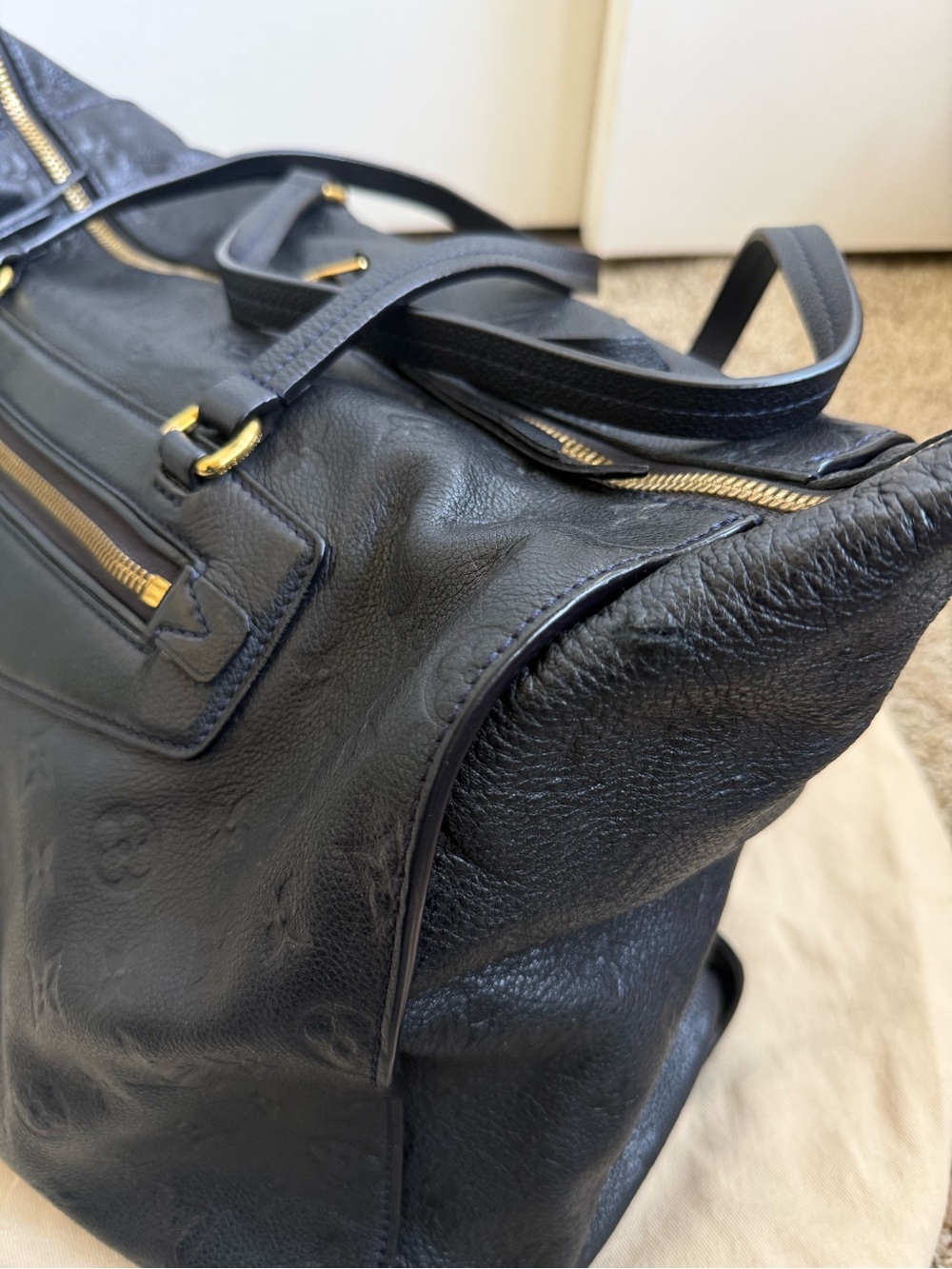 Authentic Louis Vuitton Monogram Empreinte Lumineuse GM bag in Navy Blue - Picture 10 of 16